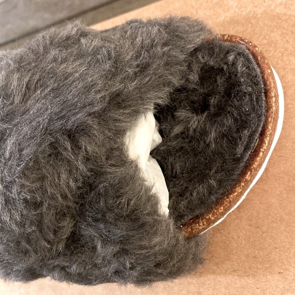 NIB [Lucky Brand] Marana Faux Fur Cork Slide Sandals in Graphite Women’s Sz 5.5 - Picture 9 of 12